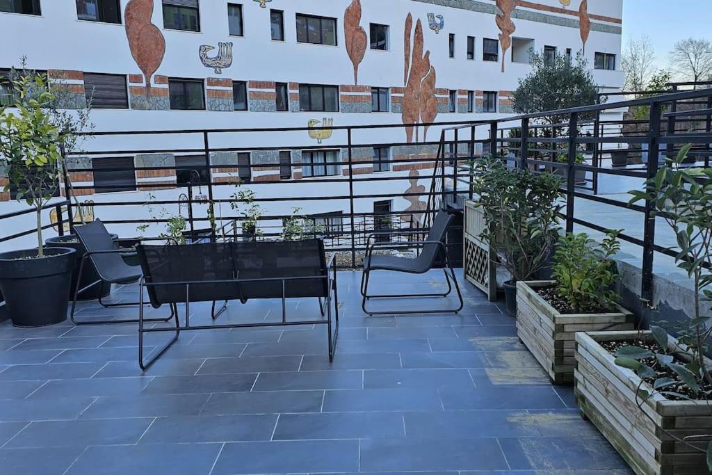 Deluxe Flat With Garden_Tirana Apartment Exterior foto